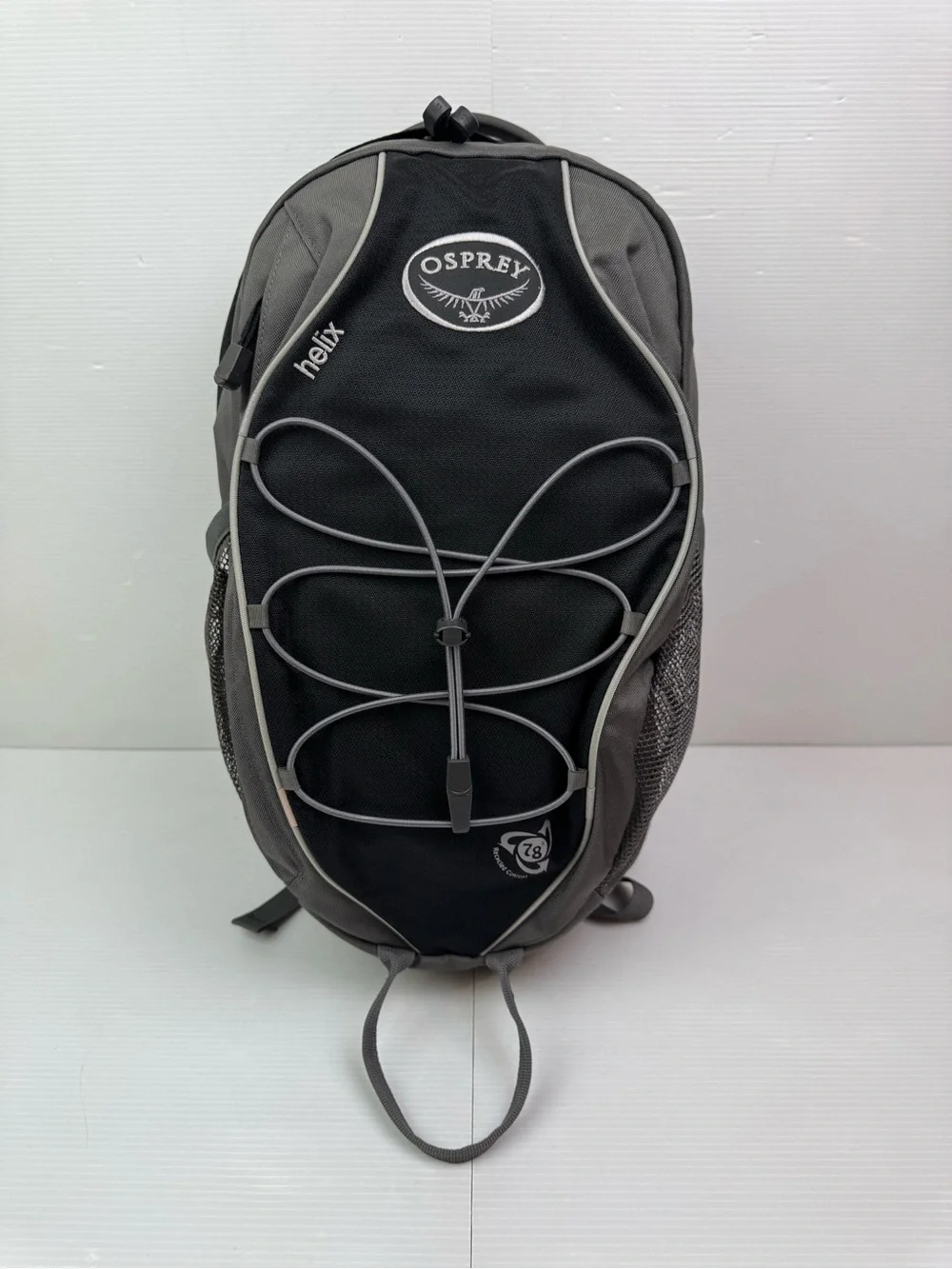 Osprey Helix Resource Series Backpack Black Grey Recycled Daypack Hiking Unisex